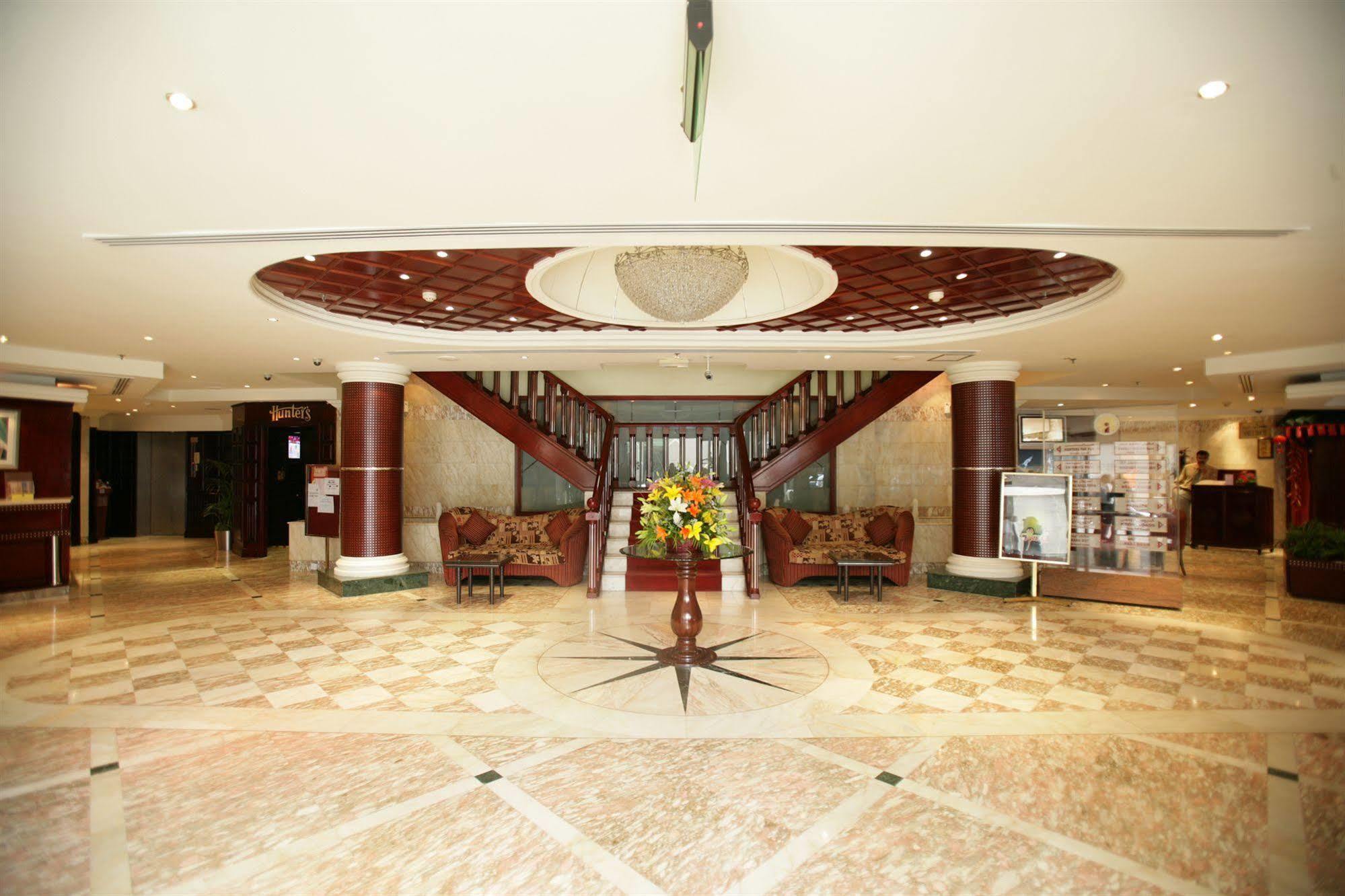 Rolla Suites Hotel -Former J5 Bur Dubai Hotel Bagian luar foto